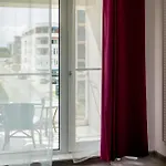 Onix N10 Pool & Playgroung 52 Năvodari