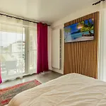 Onix N10 Pool & Playgroung 52 * Năvodari