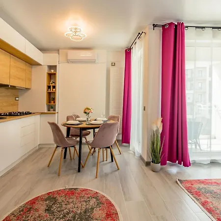 Onix N10 Pool & Playgroung 52 * Năvodari